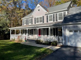 7416 S Reach Dr, Fairfax Station, VA 22039