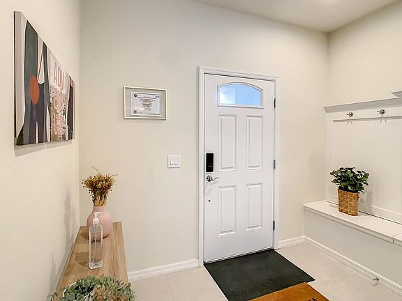 3rd image of 2415 Dubai St