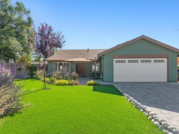 2943 Amanecer Pl, Escondido, CA 92027