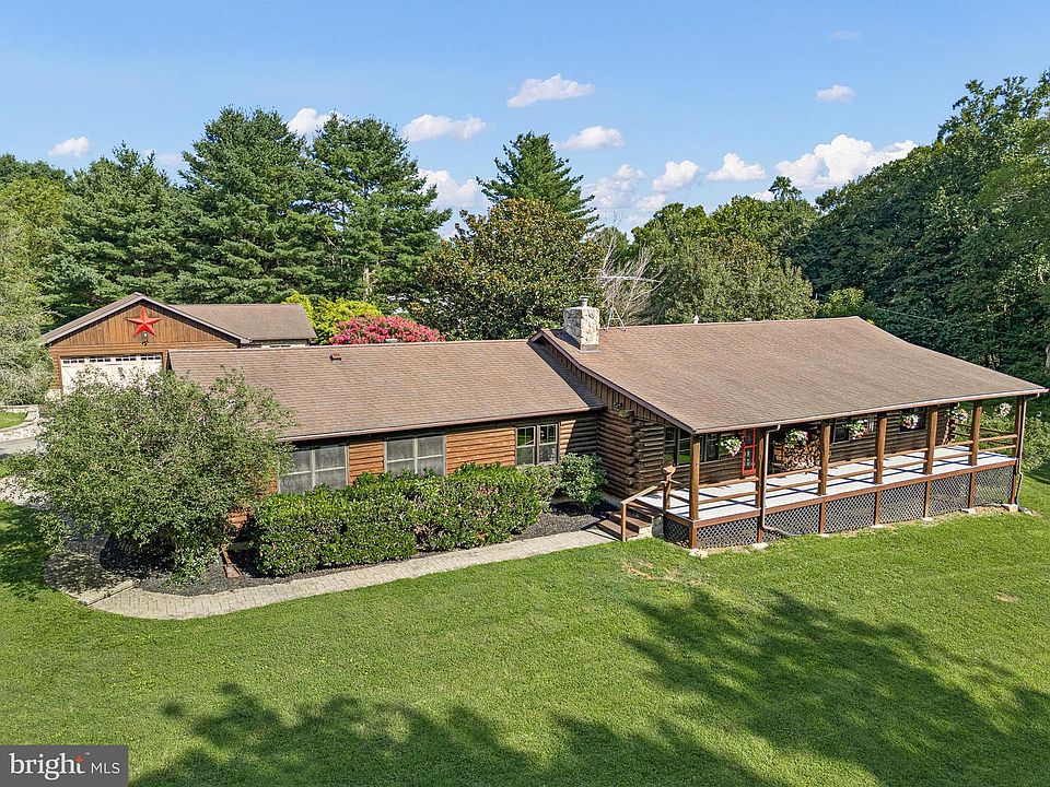 1st image of 938 Leeds Rd