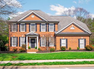 1946 Turnberry Cir, Hixson, TN 37343
