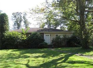 133 Garden Grove Dr, Butler, PA 16002