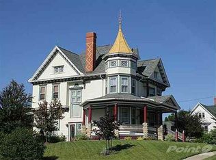 101 W Penn St, Williamsburg, IA 52361