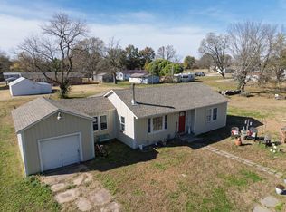 157 S Springfield St, Welch, OK 74369