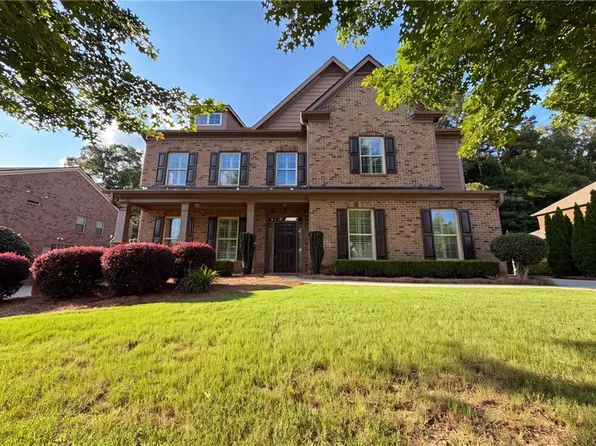 8785 Ellesmere Dr, Cumming, GA 30041