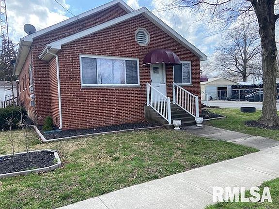 5th image of 1302 E Main St