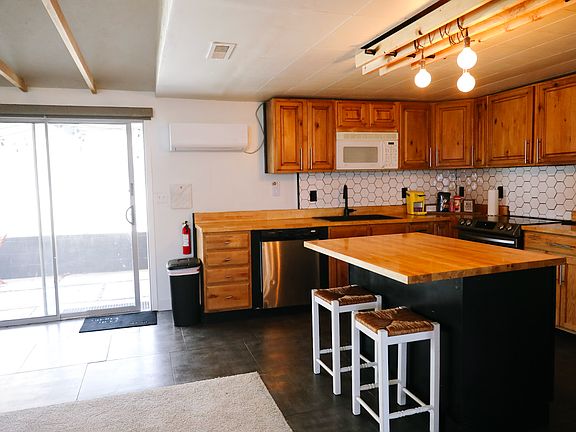 5th image of 1240 Harrop St #2