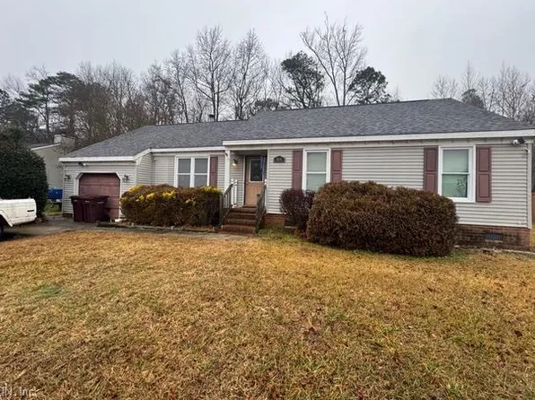 616 Appaloosa Trl, Chesapeake, VA 23323