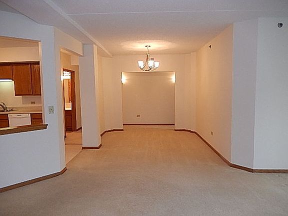 3rd image of 7841 W 157th St Unit 207