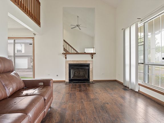 3rd image of 19401 Hickory Pl