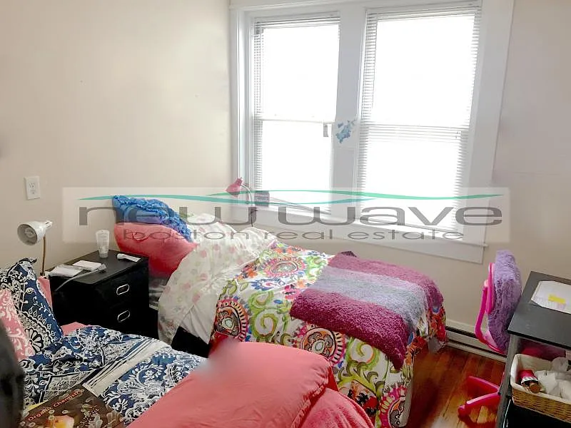 2 bed, 9999 sqft, $3,700 — Photo 4