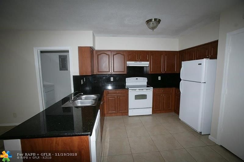 1st image of 11100 NW 39th St #East