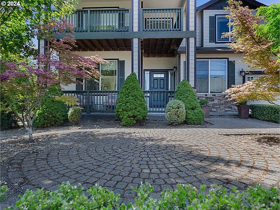 3rd image of 9202 NE 43rd Ave