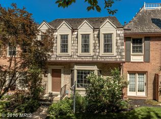 2679 Marcey Rd, Arlington, VA 22207