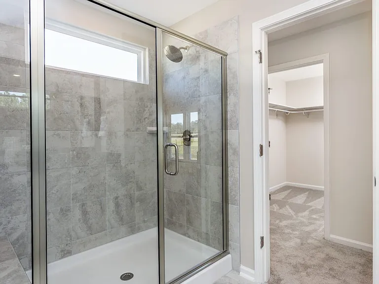 319 Villanova Dr — Photo 10