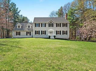 25 Fletcher Dr, Pelham, NH 03076