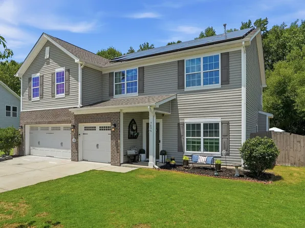 709 Harvest Point Dr, Fuquay Varina, NC 27526