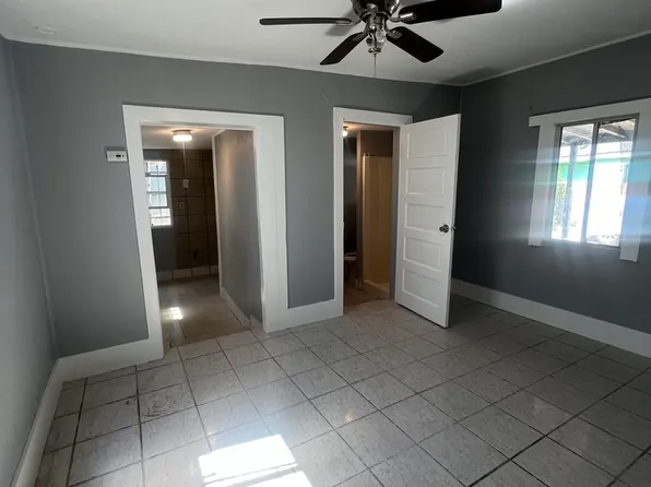 8818 Bandera St, Los Angeles, CA 90002