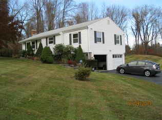 45 Valley View Rd, Monroe, CT 06468