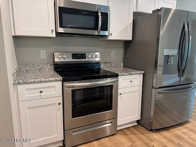 1050 W Indiana Ave — Photo 15