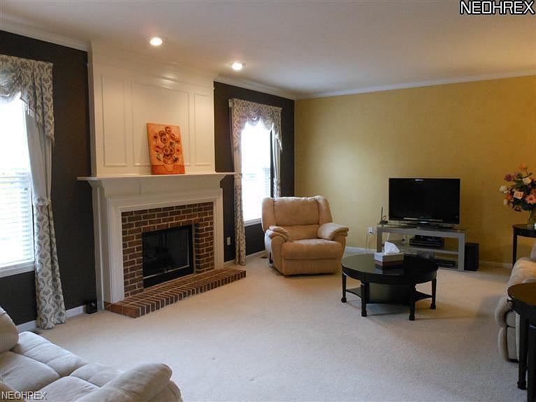 2250 Fordham Ln, Broadview Heights, OH 44147 Zillow