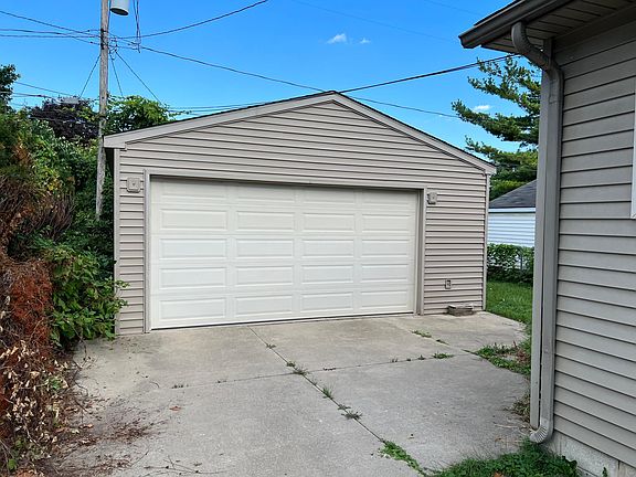 5th image of 4629 Katherine St