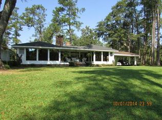 916 Grices Ferry Ct, Mullins, SC 29574