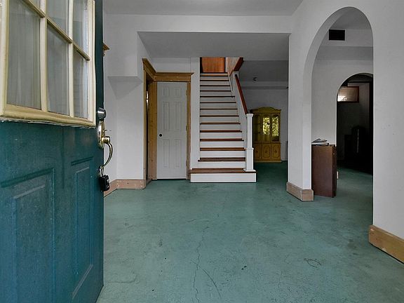 3rd image of 316 Illinois Ave N