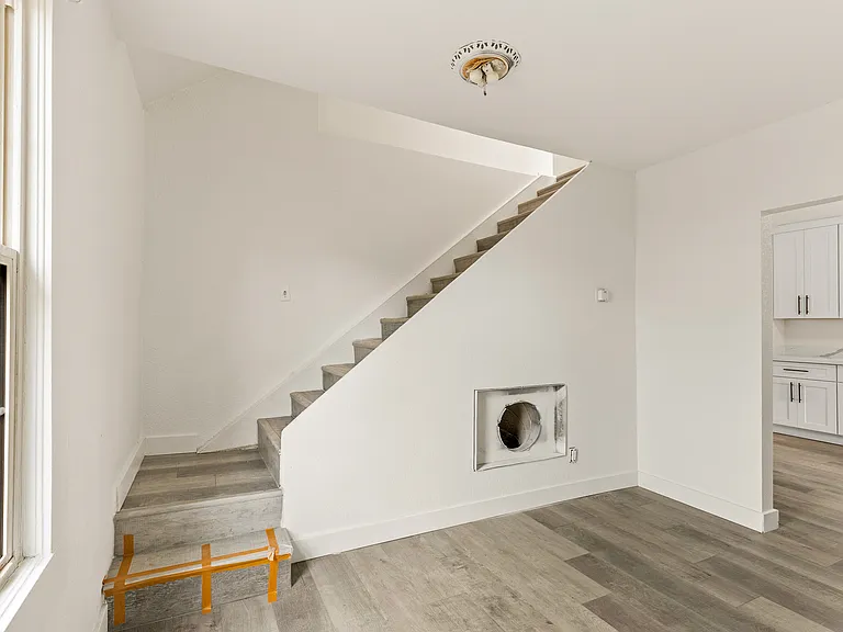 114 E Sherman Ave — Photo 19