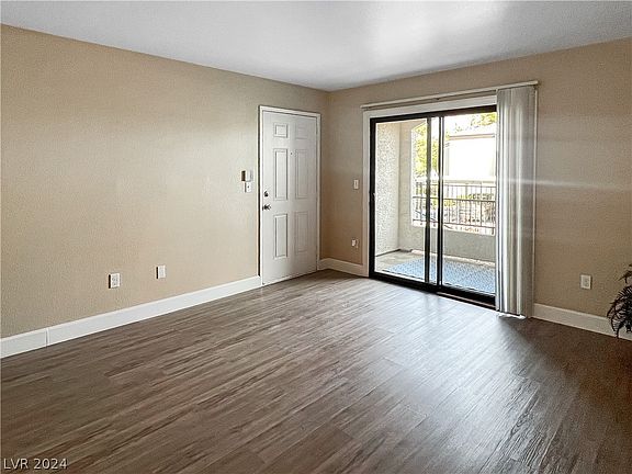 5th image of 950 Seven Hills Dr APT 911