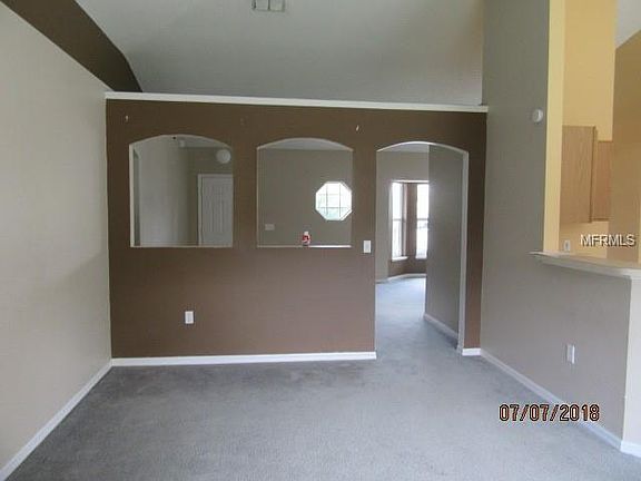3rd image of 2801 Windsor Heights St