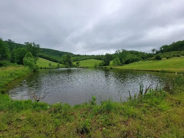 6-A-16 Elk Creek Pkwy, Elk Creek, VA 24326