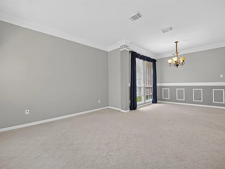 4414 Ringrose Dr — Photo 4