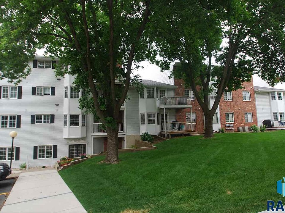 1st image of 1108 W 57th St #207B