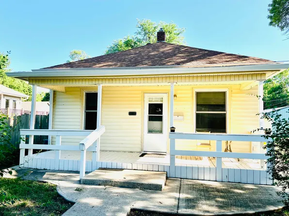 608 W 6th St, Yankton, SD 57078
