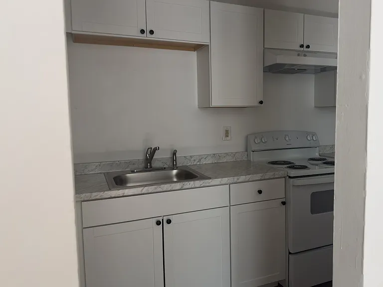 Southside Terrace Apartments — Photo 12