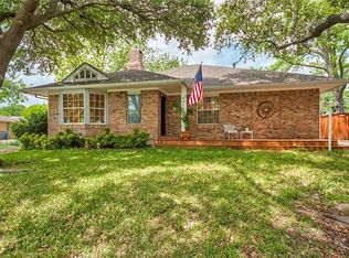 8315 Cabrera Dr, Dallas, TX 75228