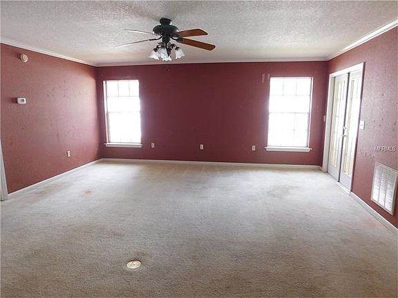 3rd image of 1440 Davis Ave S