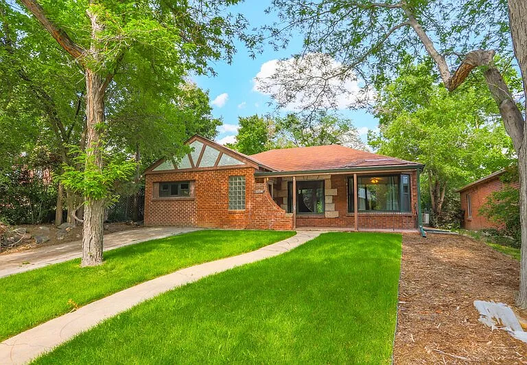 1254 Dahlia St — Photo 1