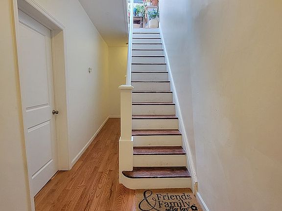 4th image of 69-21 78th St #6921