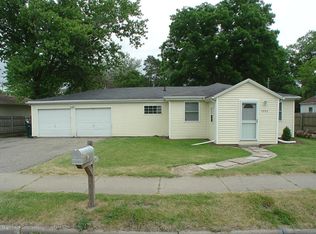 4603 Pleasant Grove Rd, Lansing, MI 48910