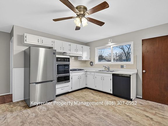 2nd image of 490 Bardot Dr