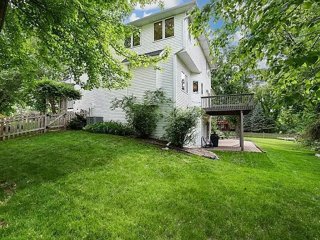 8761 Inverness Rd — Photo 16