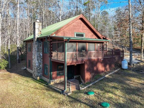 250 Winding Creek Ln, Clarkesville, GA 30523