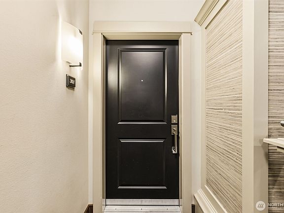 2nd image of 8850 Redmond Woodinville Road NE #301