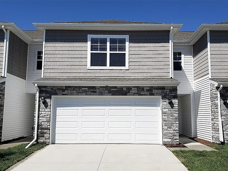 305 Juniper Dr — Photo 15