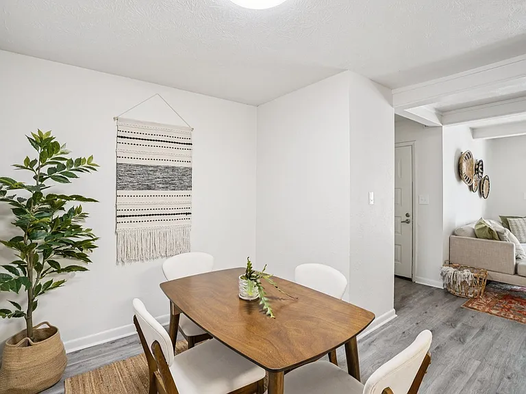 Dwell @ 750 — Photo 11
