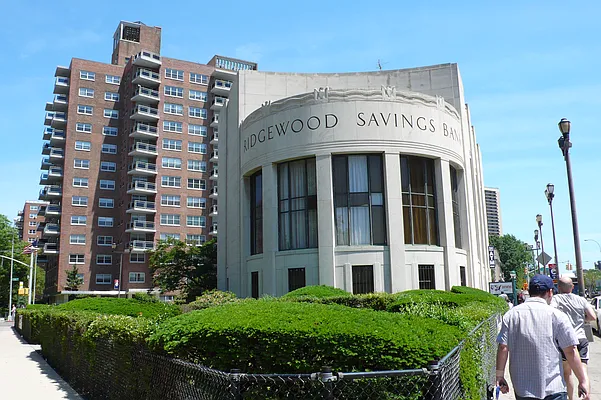 Sold by Charles Rutenberg Realty, Inc. | media 21