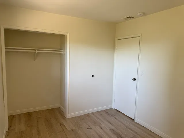 15077 Adams Dr — Photo 21