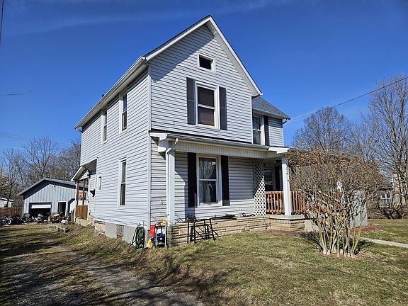 3rd image of 218 S Evansville St